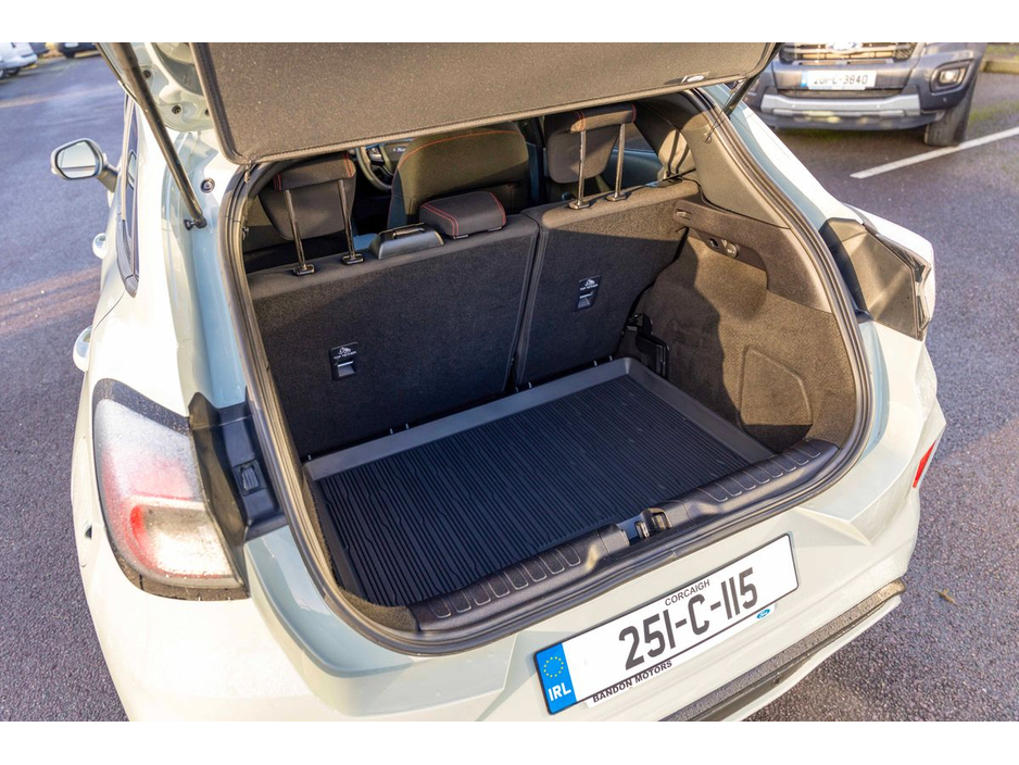 2025 Ford Puma 2025 Ford Puma,Petrol Hybrid 1.0L EcoBoost Hybrid 125PS ST-Line