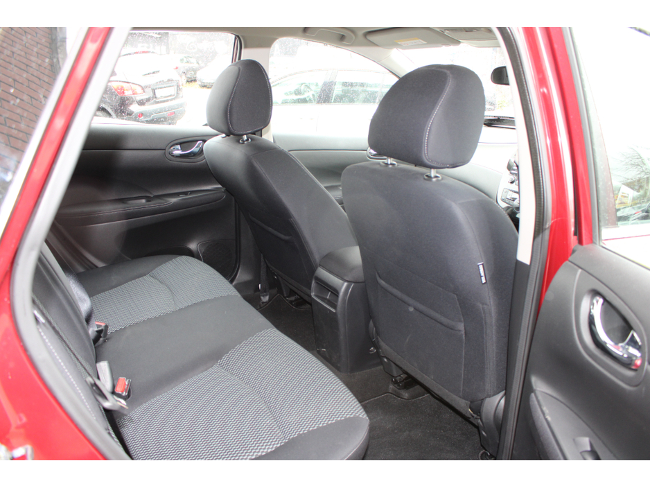 2018 Nissan Pulsar - image 6