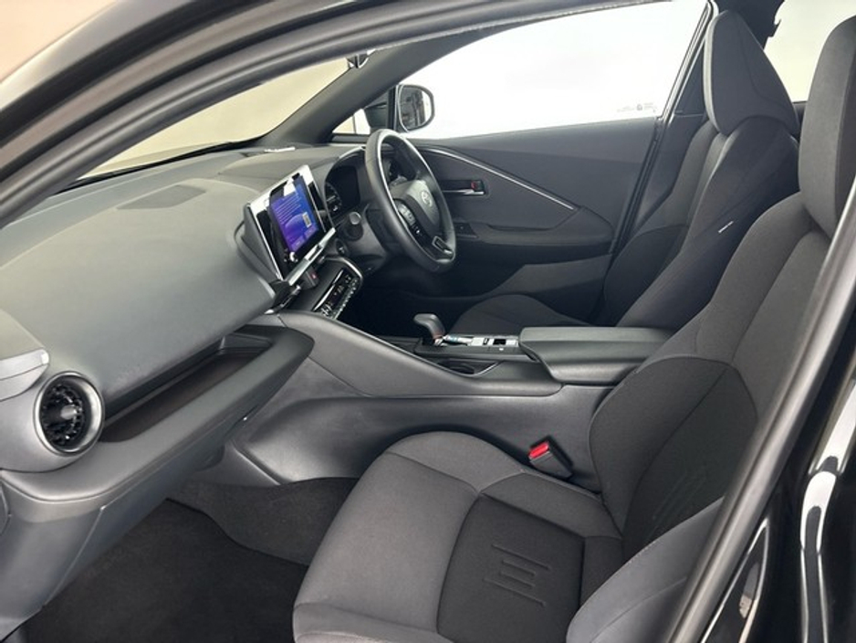 2025 Toyota C-HR HYBRID SPORT €37,950