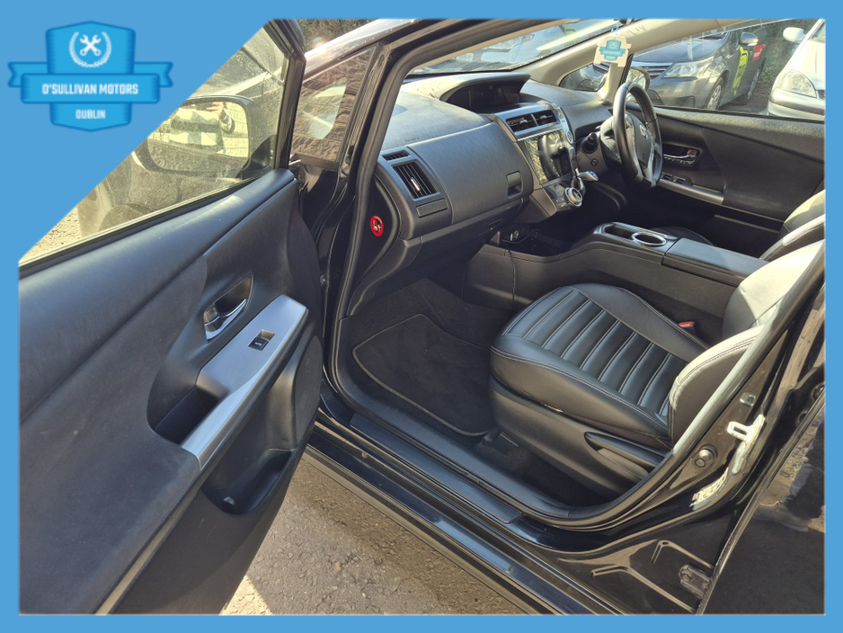 2016 Toyota Prius - image 14