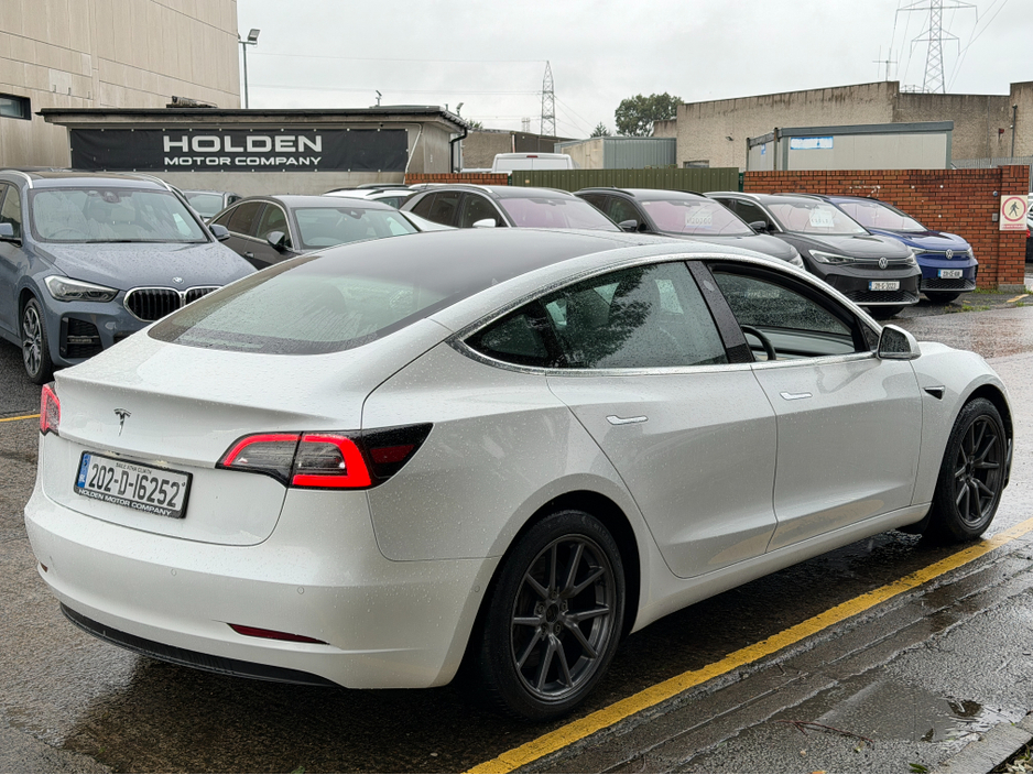 2020 Tesla Model 3 STANDARD RANGE + RWD..PANORAMIC ROOF €18,900