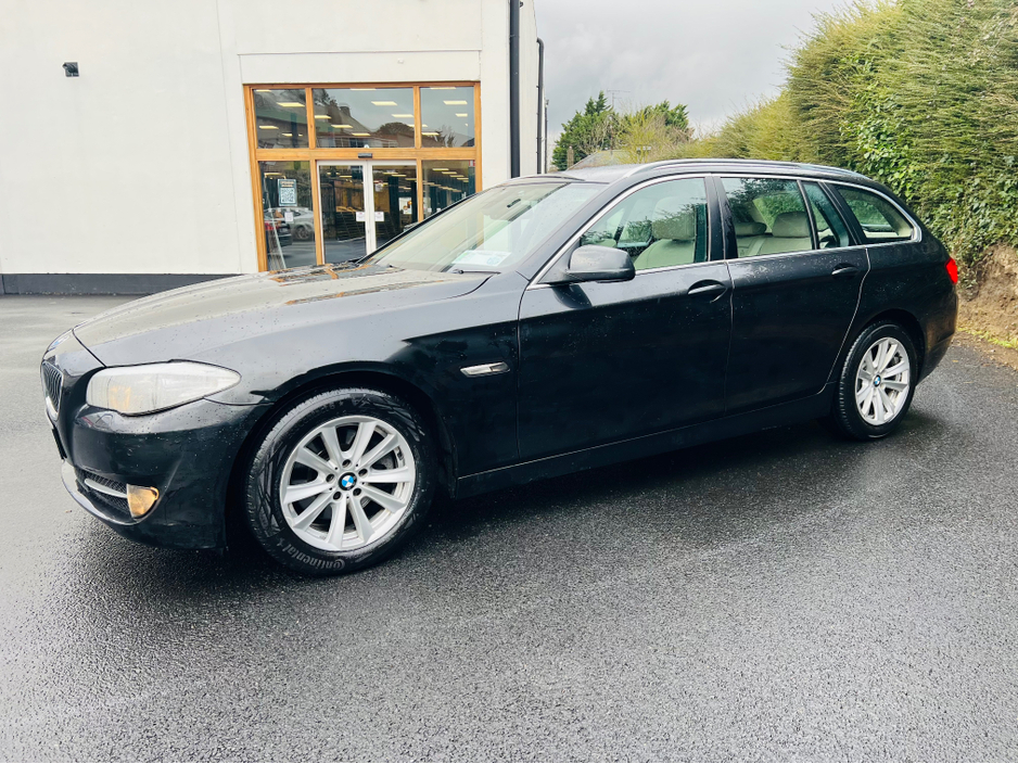 2012 BMW 5 Series ALLOYS // ROOF RAILS // CREAM LEATHER INTERIOR €7,900