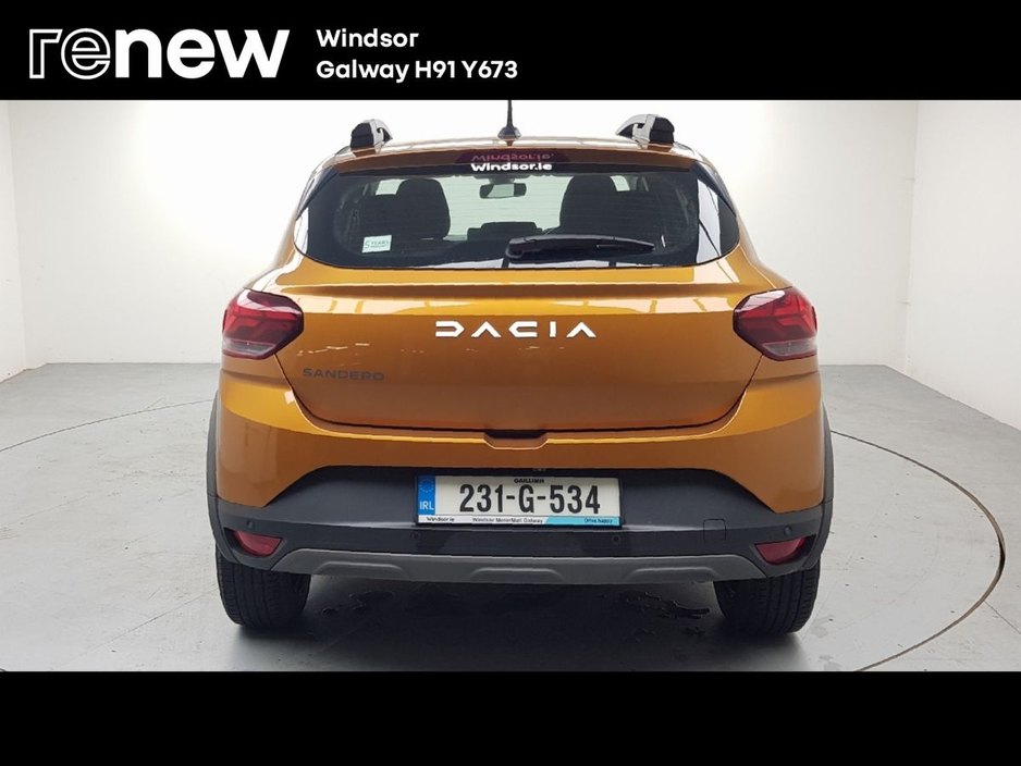2023 Dacia Sandero Stepway - image 9