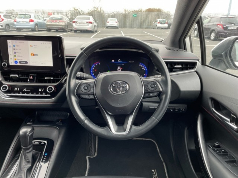 2023 Toyota Corolla - image 9
