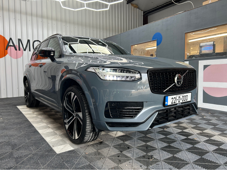 2022 Volvo XC90 - image 2