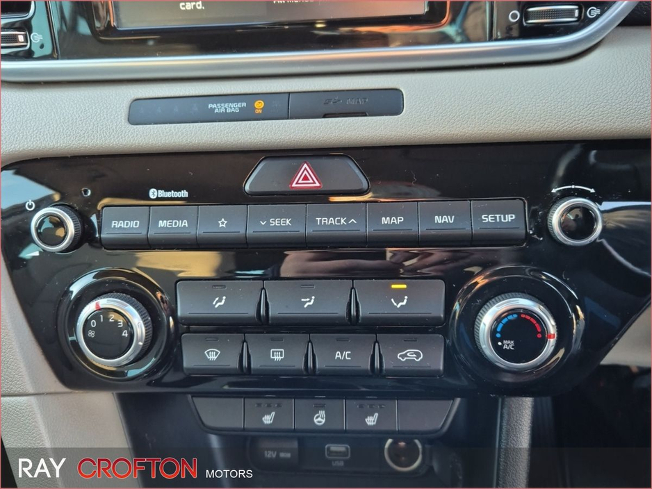 2020 Kia Sportage - image 13