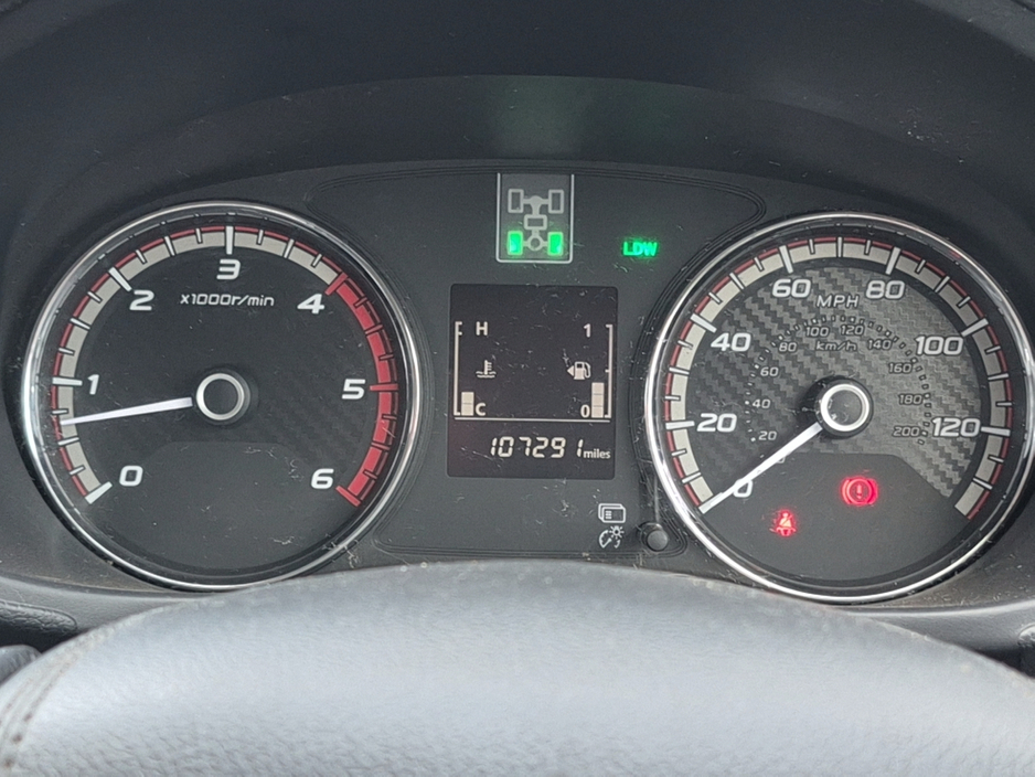 2017 Mitsubishi L200 - image 20