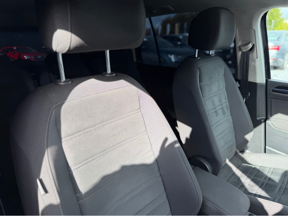 2017 Volkswagen Touran - image 14