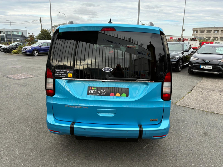 2025 Ford Grand Tourneo Connect Freedom Titanium (Private) €39,950