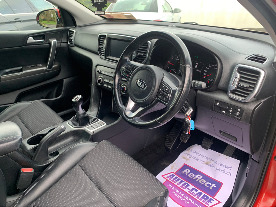 2016 Kia Sportage - image 9