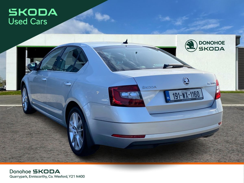 2019 Skoda Octavia - image 3