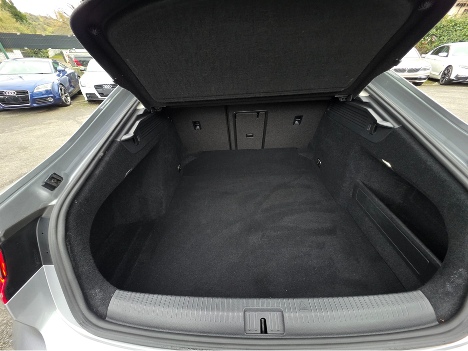 2019 Volkswagen Arteon 2.0 TSI 4 MOTION 280BHP VIRTUAL DASH FULL LEATHER HEATED ELECTRIC SEATS SAT NAV CARPLAY ANDROID AUTO BLIND SPORT PARKING SENSORS SELF PARKING ASSIST 360 CAMERA €30,950