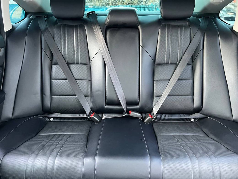 2020 Honda Accord - image 14