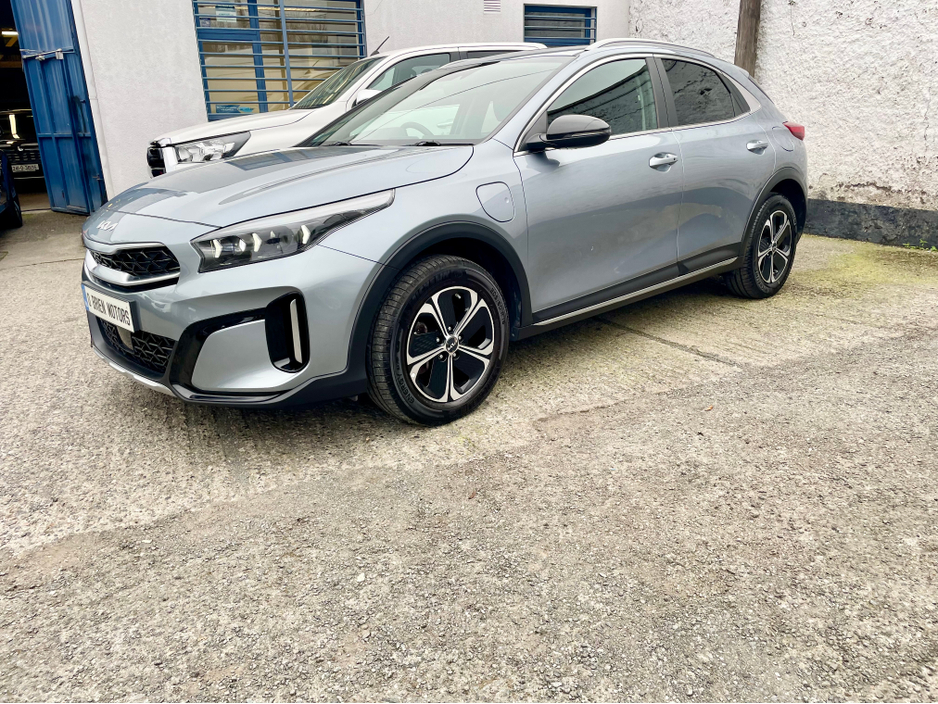 2024 Kia XCeed - image 38