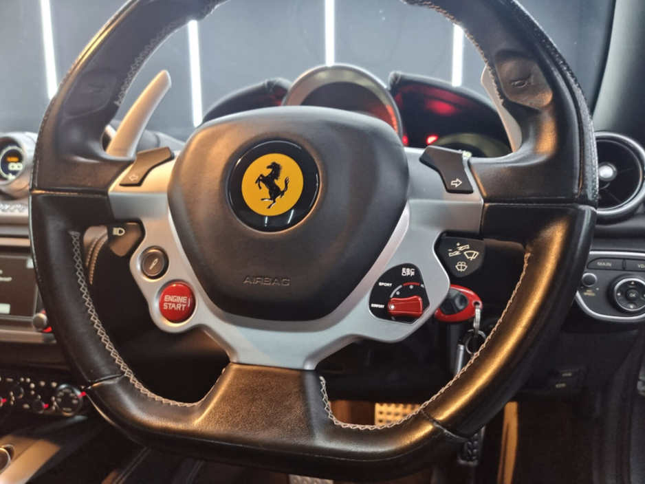 2015 Ferrari California - image 10