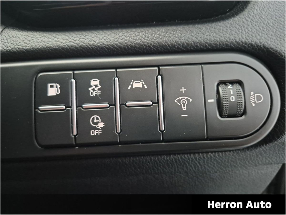 2021 Kia Ceed - image 16