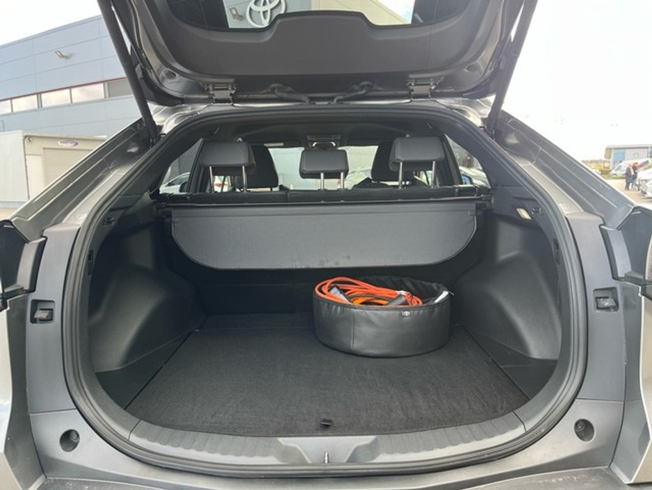 2024 Toyota bZ4X - image 11