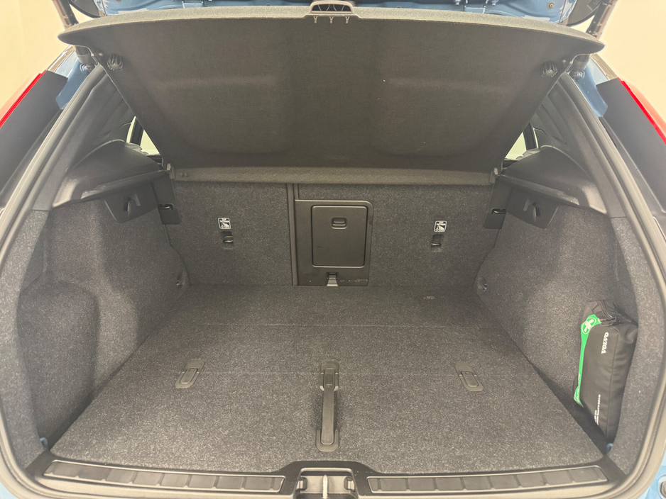 2022 Volvo XC40 BEV 231hp Ultimate €29,950