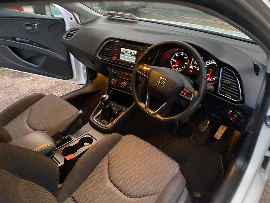 2016 SEAT Leon - image 18