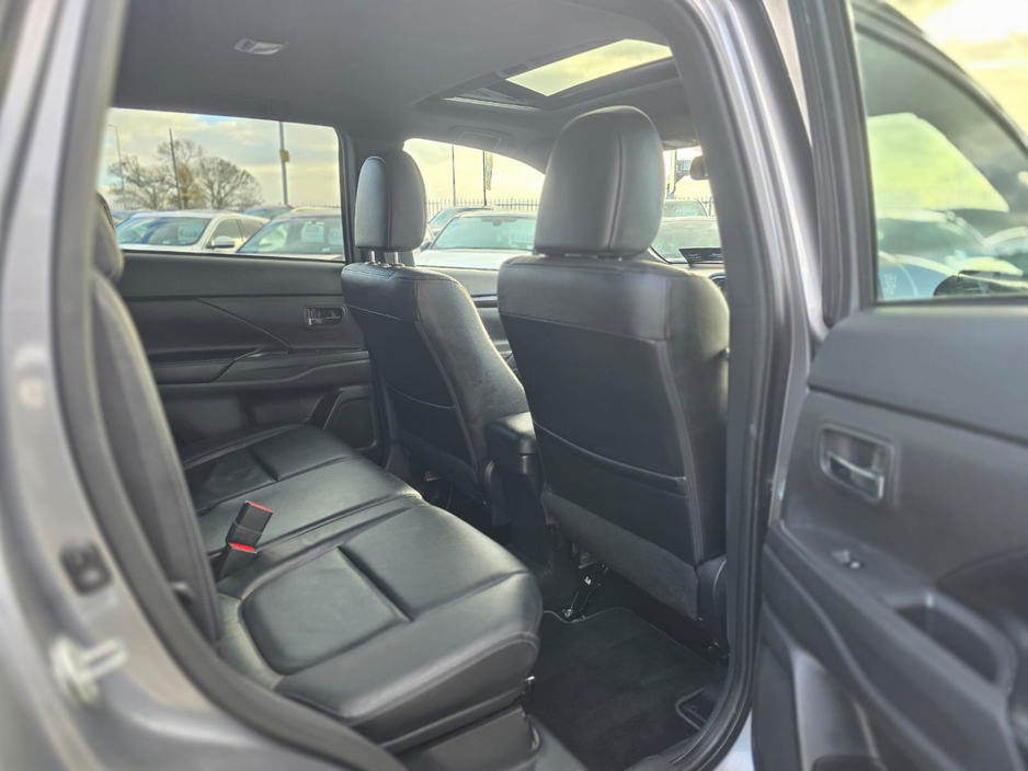 2019 Mitsubishi Outlander OUTL 4WD MT BLACK LINE 4DR €25,950