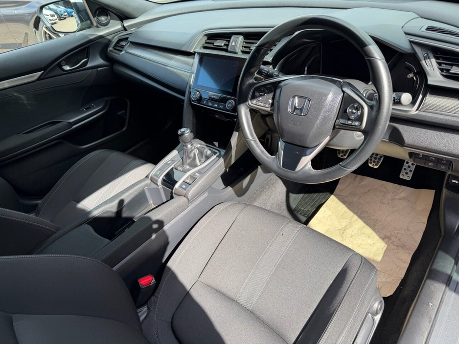 2019 Honda Civic - image 17