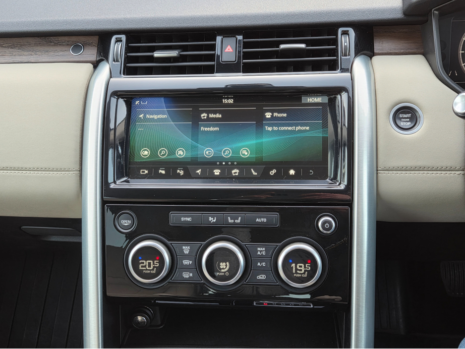 2020 Land Rover Discovery - image 18