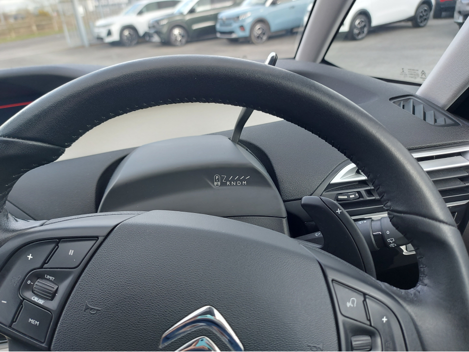 2021 Citroen Grand C4 Picasso - image 16