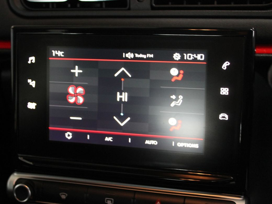 2017 Citroen C3 - image 17