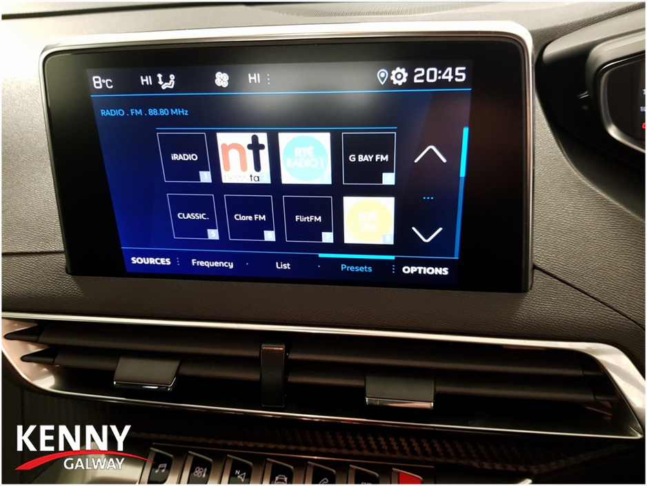 2022 Peugeot 5008 - image 38