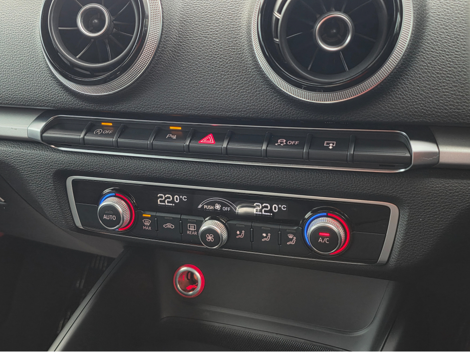 2015 Audi A3 Saloon - image 14