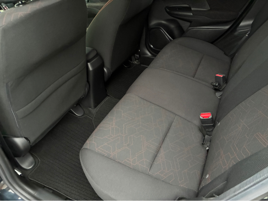 2016 Honda Fit DAA-GP5 €12,750