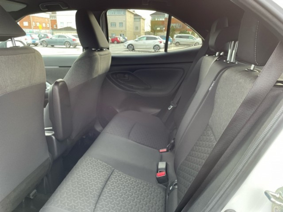 2022 Toyota Yaris Cross LunaSport - BiTone - 1.5 Hybrid - Automatic - 1 Owner &ndash; Full TOYOTA Service History // Remote Central Locking // Front Electric Windows // Rear Electric Windows // Electric Mirrors // Apple Carp €26,899