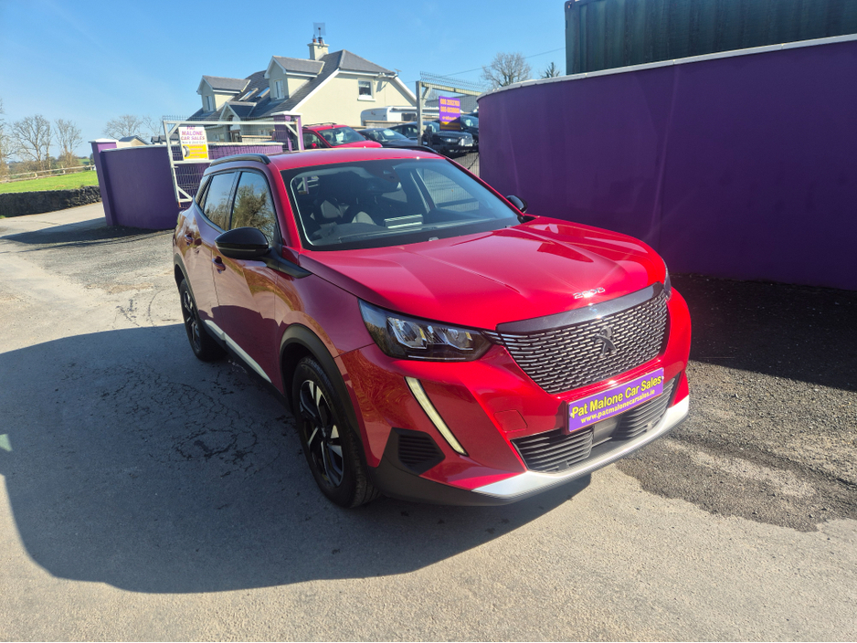 2022 Peugeot 2008 - image 3