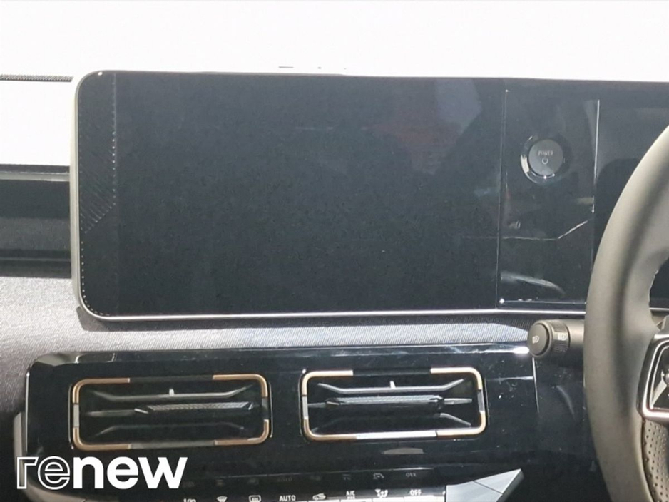 2026 Renault 4 Techno 52kWh 150hp €35,495