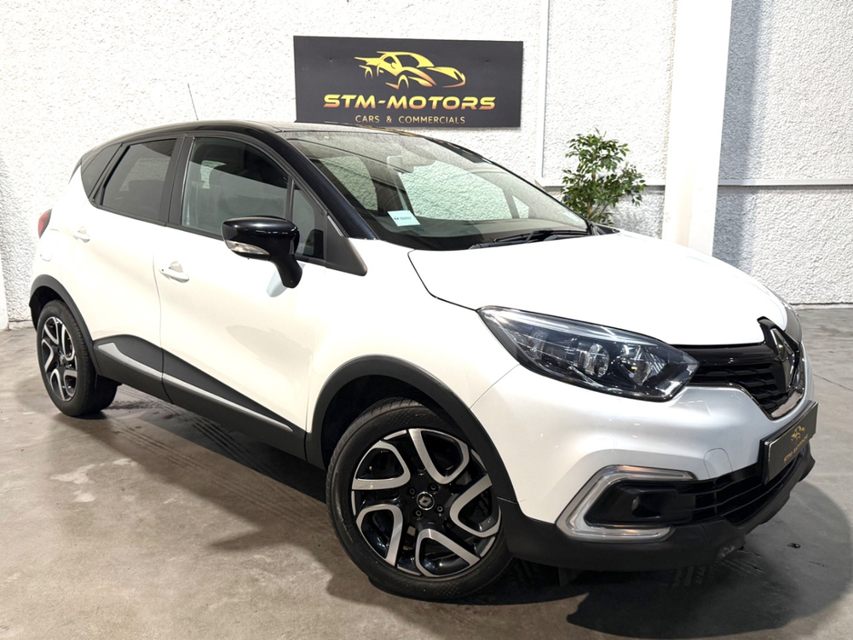 2021 Renault Captur - image 2