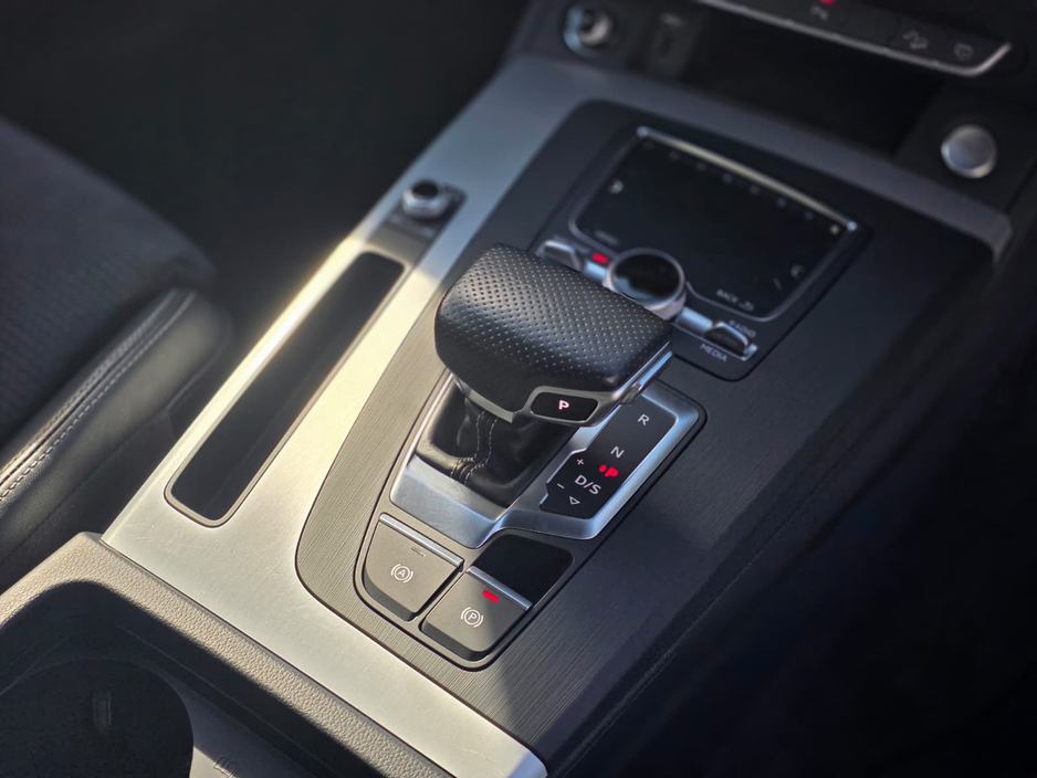 2019 Audi Q5 - image 11