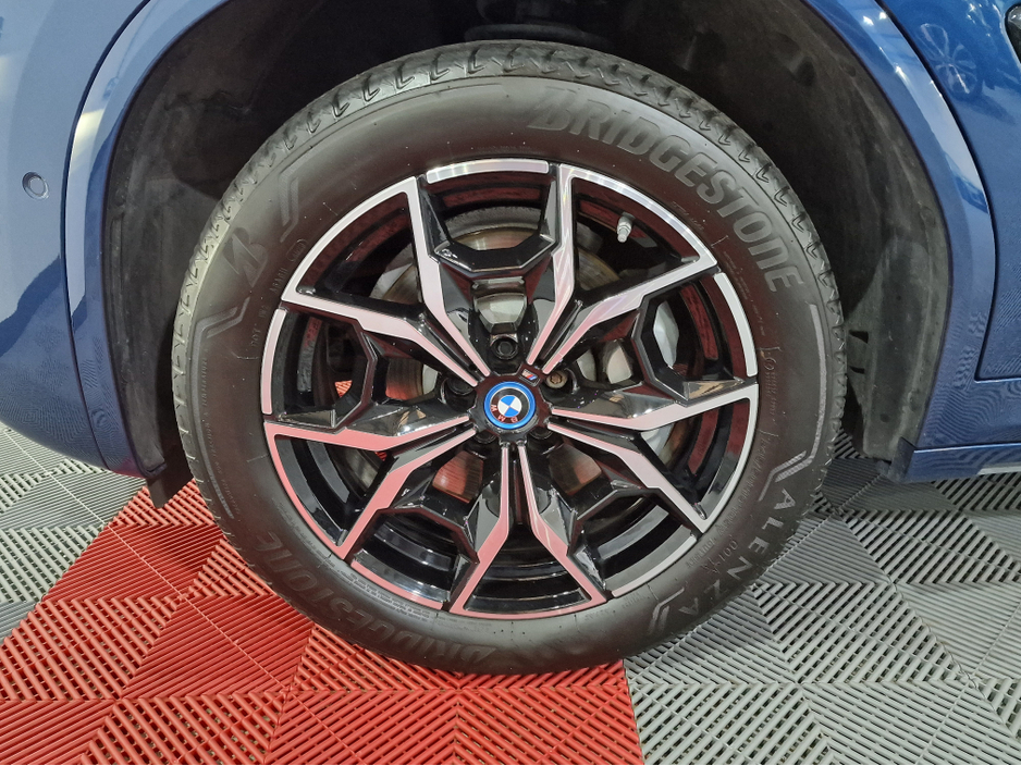 2023 BMW X3 - image 46