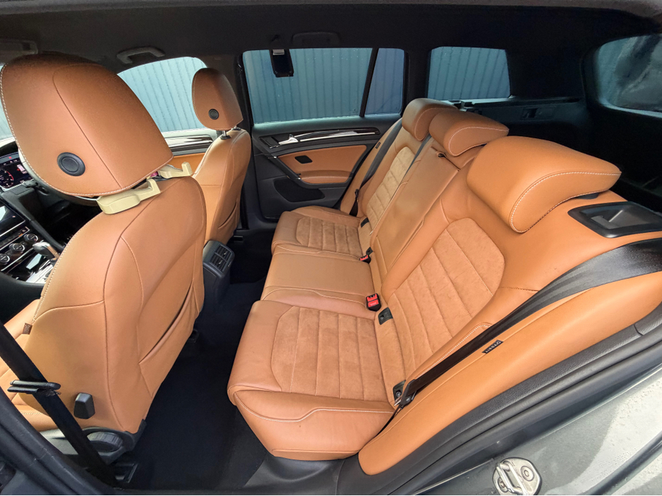 2018 Volkswagen Golf HIGHLINE PREMIUM - 1.4 PETROL - AUTO - 12M WARRANTY - CAR: 1782