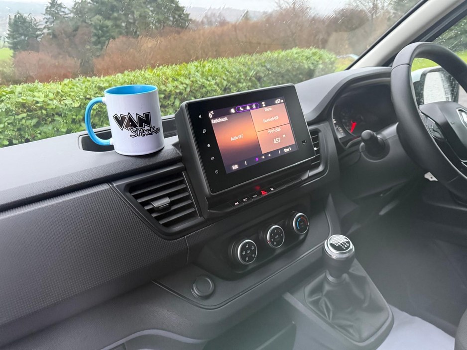 2023 Renault Trafic SL28 SporBUSINESS PLUS DCI €22,995