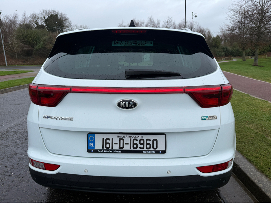 2016 Kia Sportage - image 9