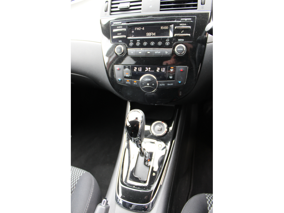 2018 Nissan Pulsar - image 7