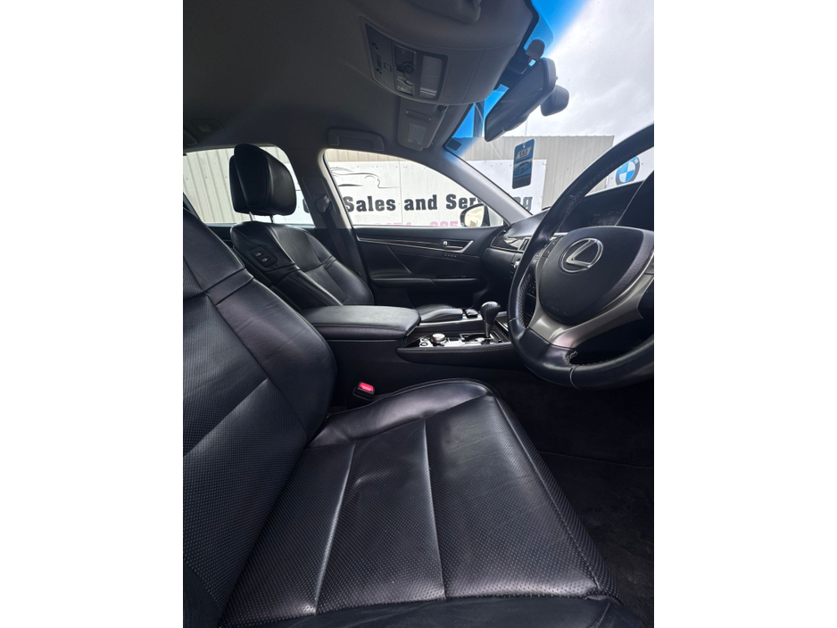 2013 Lexus GS 450 h - image 16