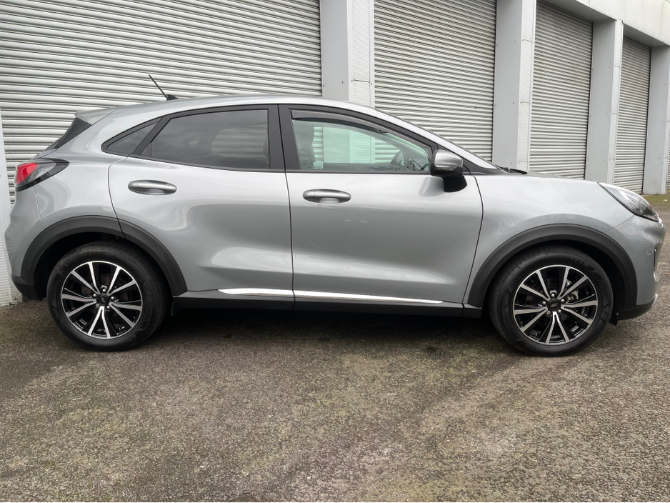 2023 Ford Puma - image 8