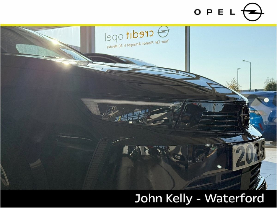 2025 Opel Astra Elegance 1.2 €35,569