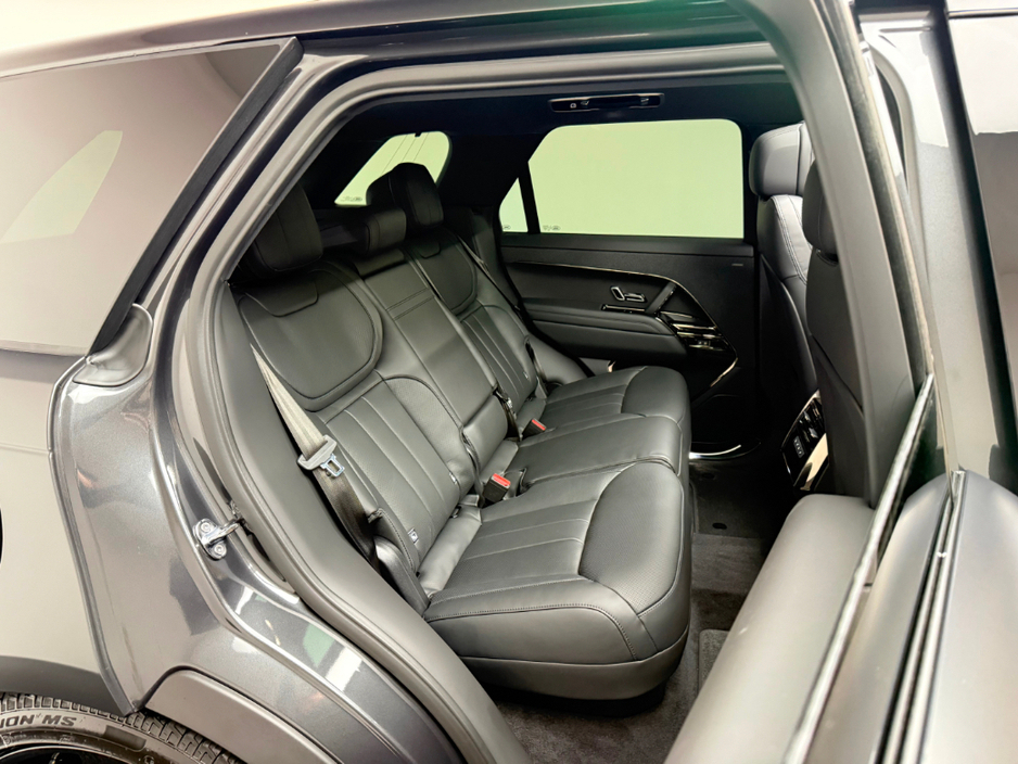2026 Land Rover Range Rover Sport - image 17
