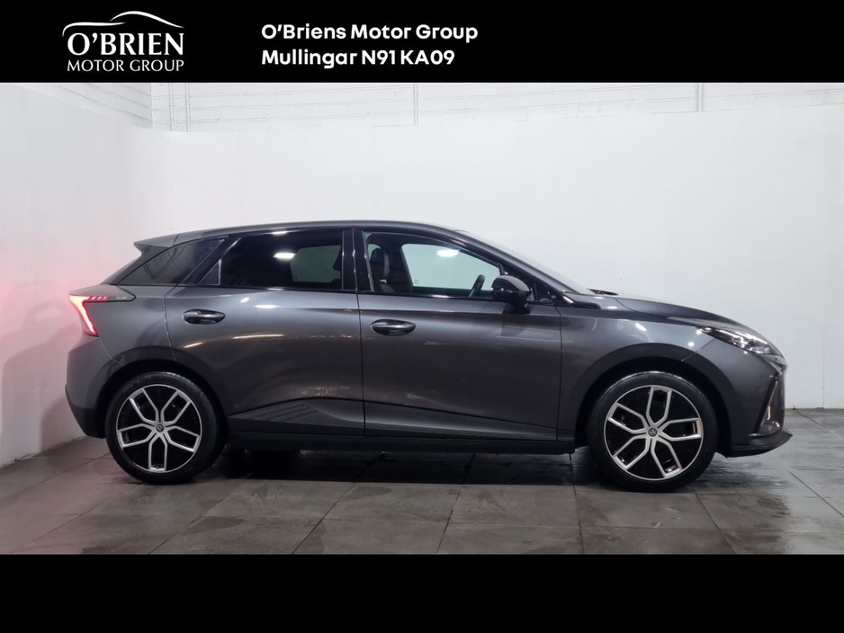 2023 MG 4 MG4 LR Exclusive €22,950