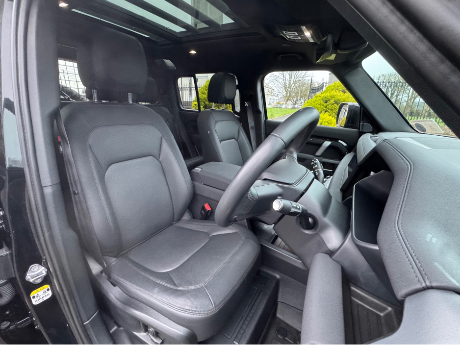 2023 Land Rover Defender 110 P400e X-DYNANIC AUTO URBAN==HUGE SPEC== €84,950