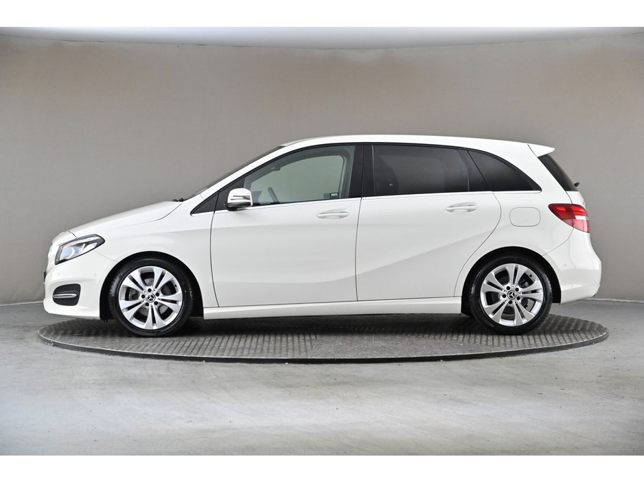 2018 Mercedes-Benz B Class B180 1.6 AMG STYLING*HALF LEATHER MEMORY SEATS*REVERSE CAM*PARK SENSORS* €21,880