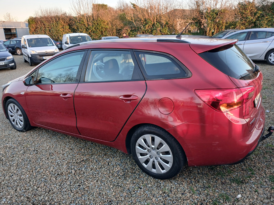 2014 Kia Ceed - image 5