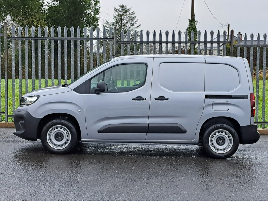 2026 Opel Combo KOMFORT  L1H1 1.5TD 100BHP  **LED HEADLIGTS** €21,098
